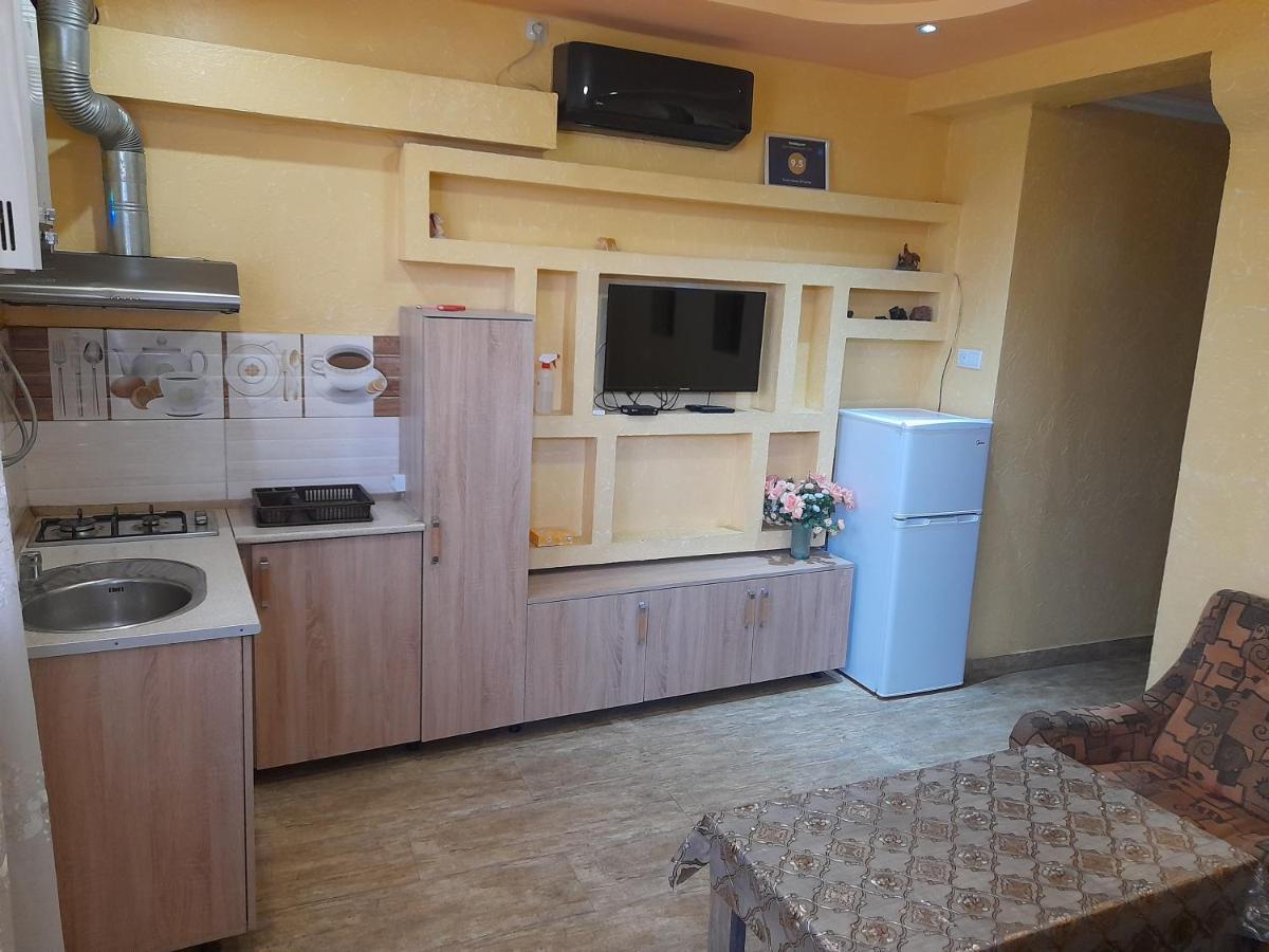 Guest House In Center Jereván Kültér fotó